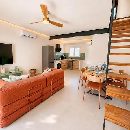 Brisas House Villa *